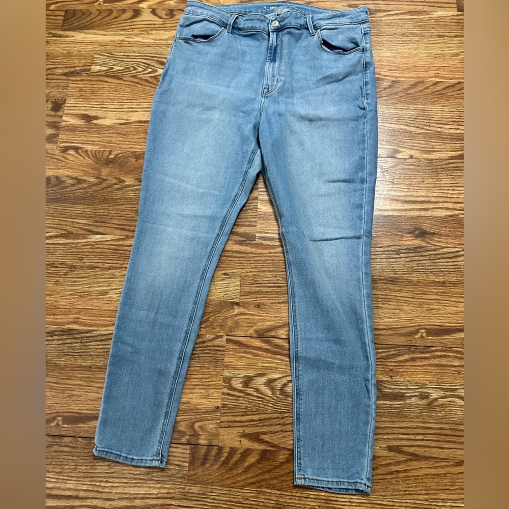 Old Navy High Rise Super Skinny Jeans Size 16